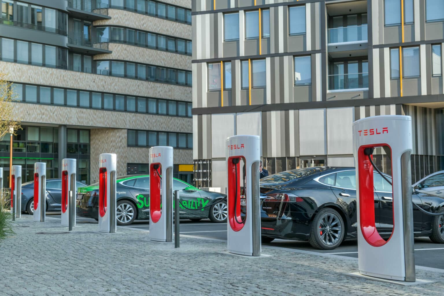 Tesla Supercharger (Ladesäulen)