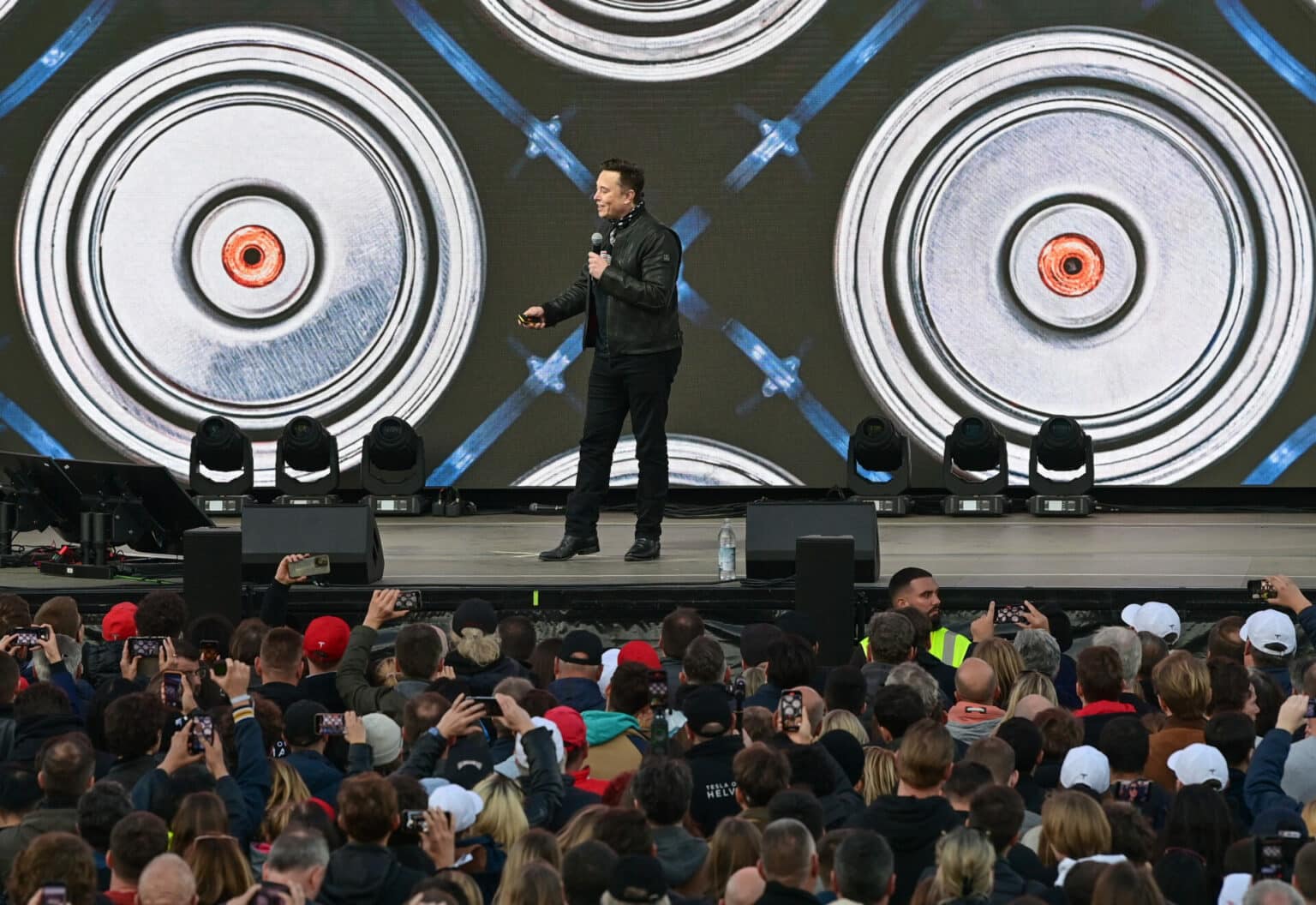Elon Musk auf der Bühne