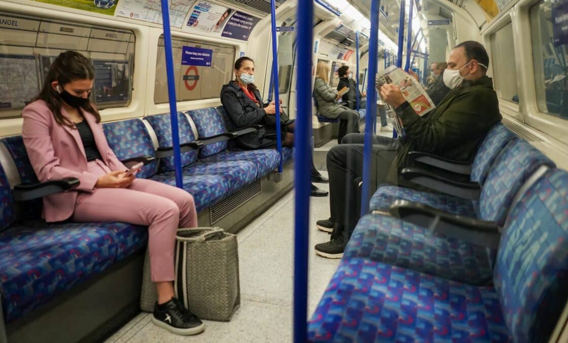 Innenleben einer Londoner U-Bahn