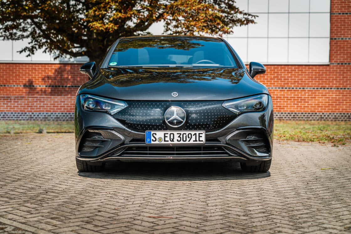 Mercedes EQE Front